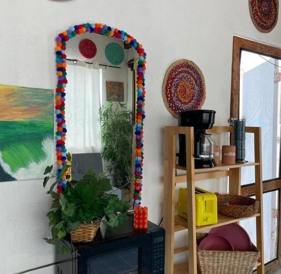 הוסטל Beach Bungalow