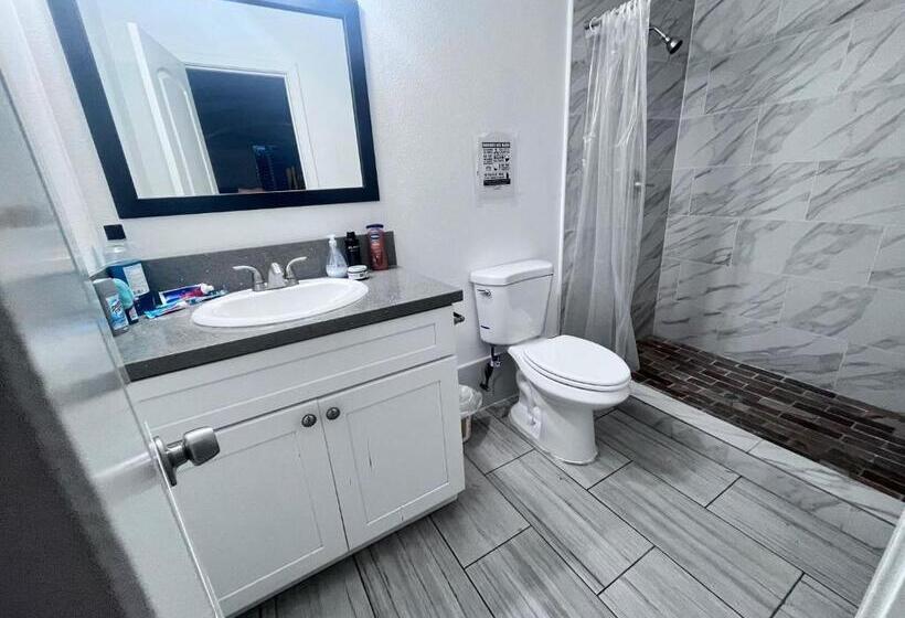 فندق صغير Casa La Paz En Santa Ana