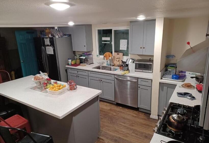 فندق صغير Casa La Paz En Santa Ana