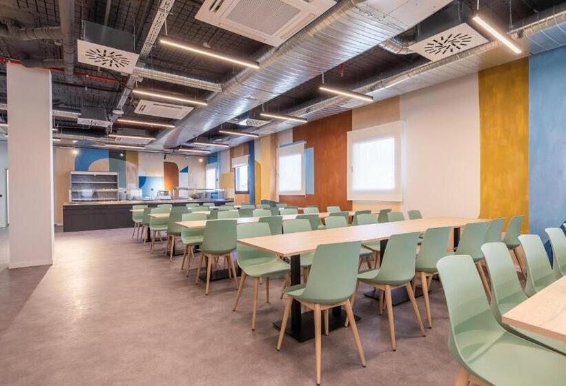 هاستل Micampus Getafe Ii Student Residence