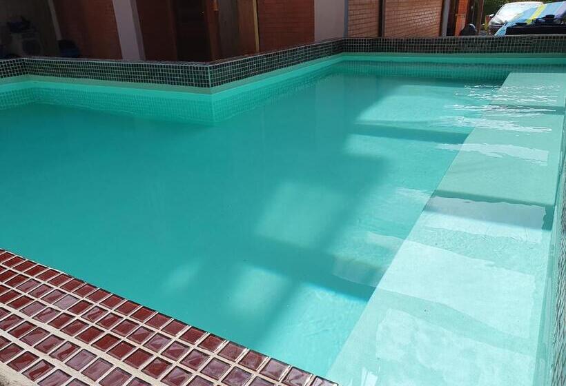 호스텔 Pousada Bella Rosa   Capão Da Canoa