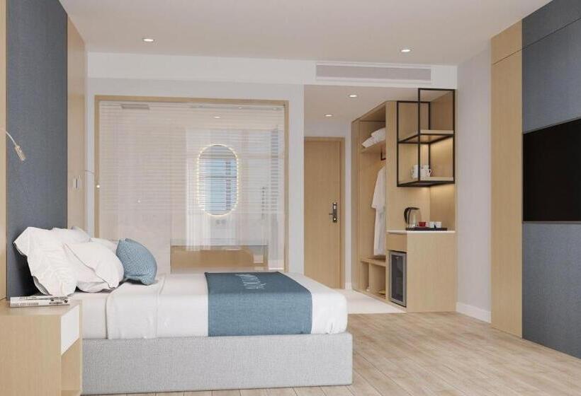 هتل Aquamarine Beachfront Resort & Spa Cam Ranh