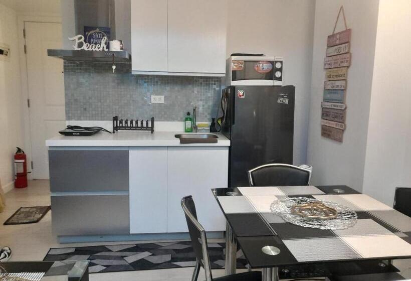 Azure Urban Resort Bahamas Tower