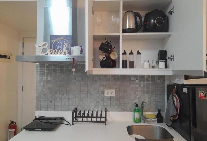 Azure Urban Resort Bahamas Tower