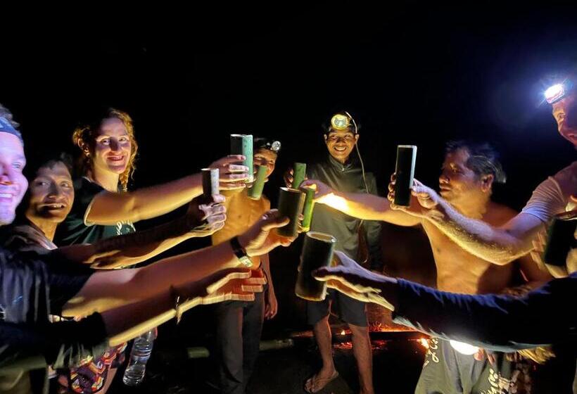 Backpacker Hostel And Jungle Trekking