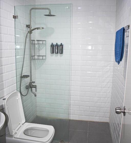 تختخواب و صبحانه 2547 O