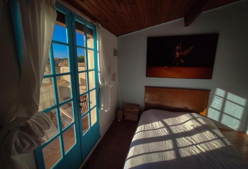 مبيت وإفطار At Home In Arles