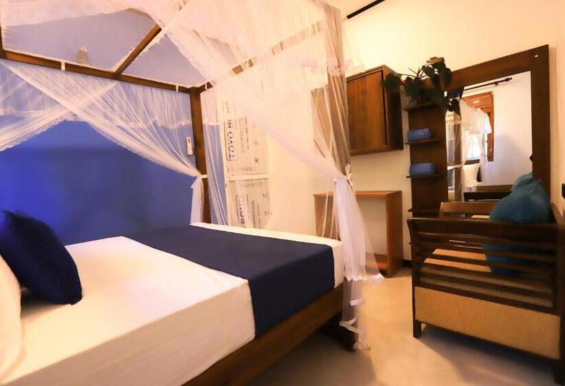 住宿加早餐  Dinsara Pearl Villa