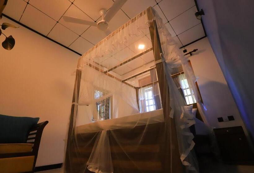 住宿加早餐  Dinsara Pearl Villa