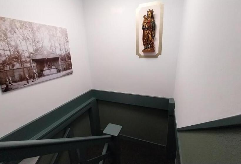 ベッドアンドブレックファースト Gasthuis In De Heilige Stede