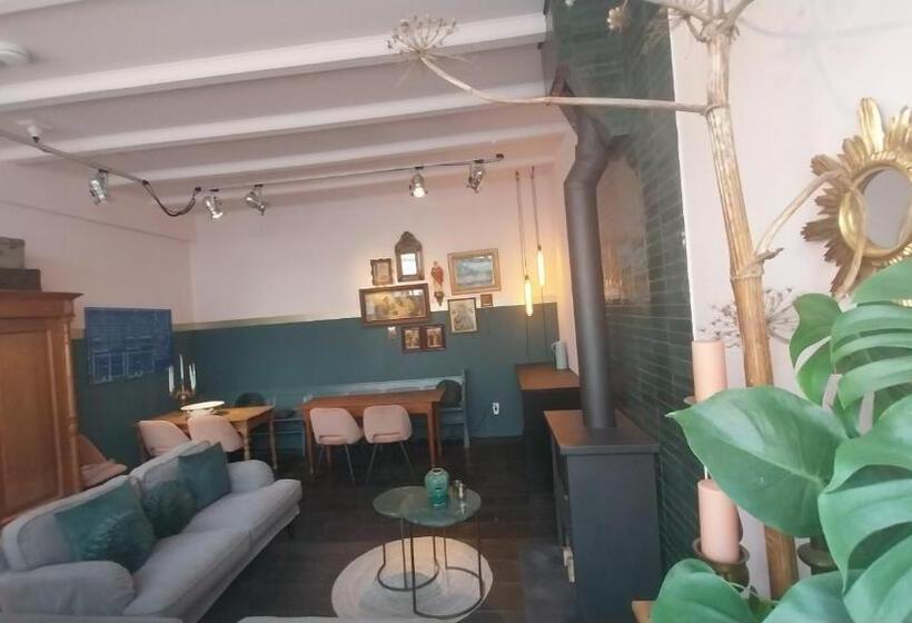 ベッドアンドブレックファースト Gasthuis In De Heilige Stede