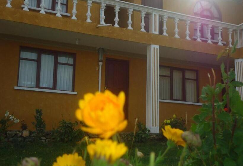 تختخواب و صبحانه Hostal Del Sol Isla Del Sol