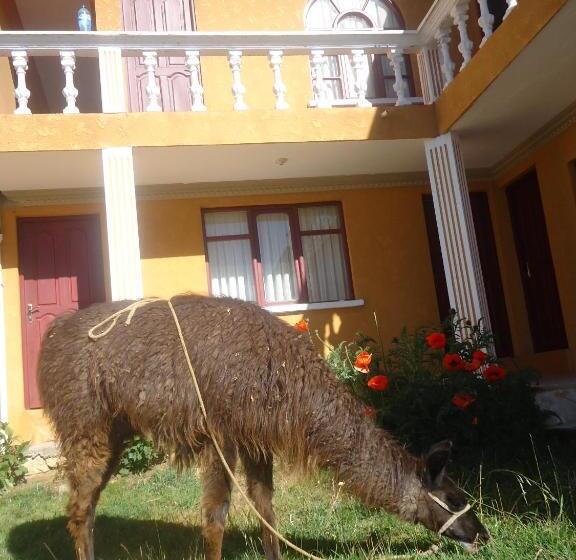 Bed and Breakfast Hostal Del Sol Isla Del Sol