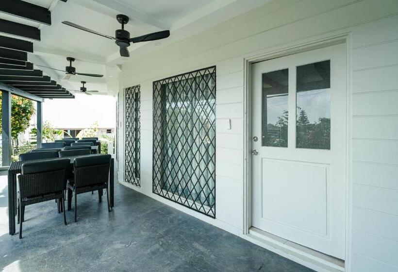 مبيت وإفطار Jacobs Hill Tagaytay