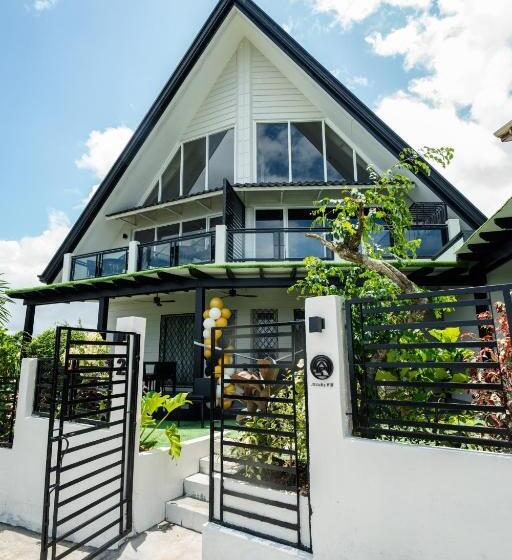 مبيت وإفطار Jacobs Hill Tagaytay