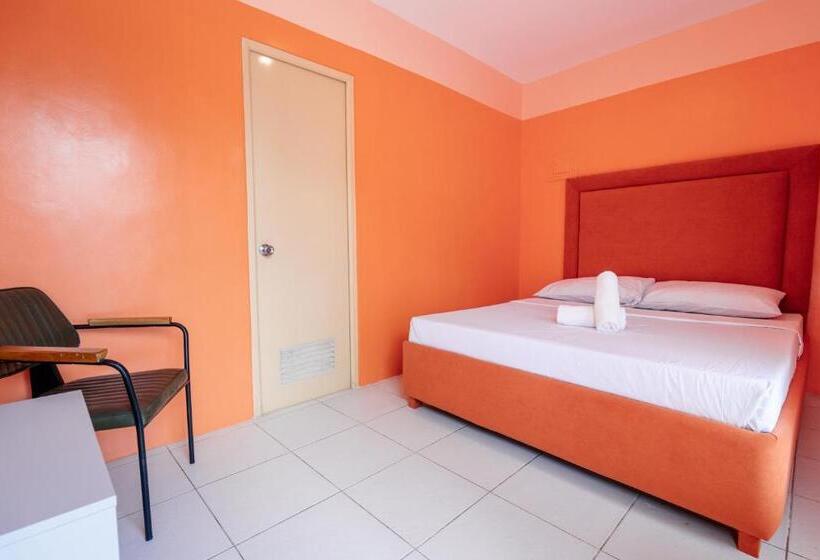 مبيت وإفطار Jacobs Hill Tagaytay