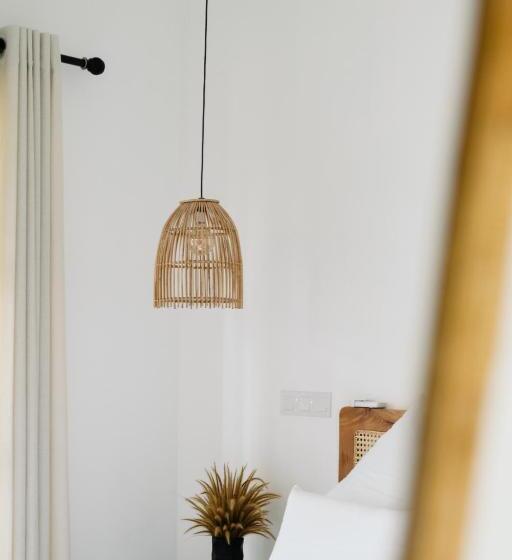 مبيت وإفطار Māna