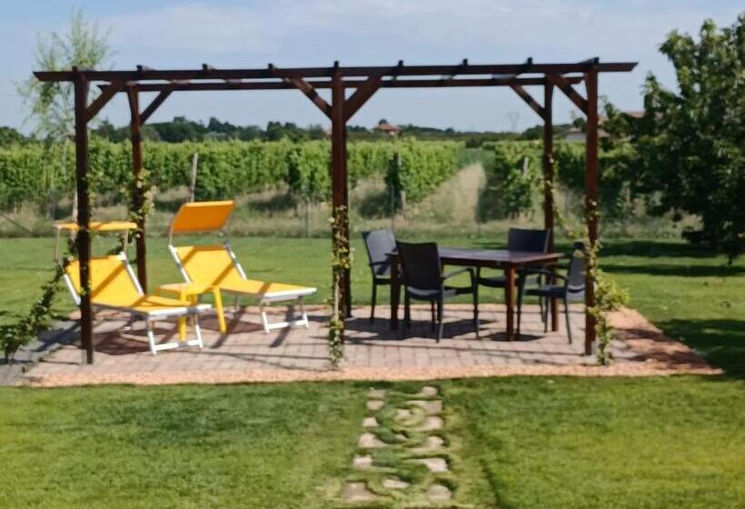 ベッドアンドブレックファースト Residenza Conte Olivia