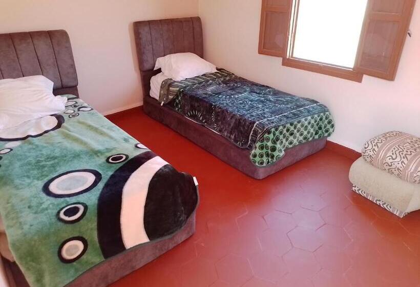 تختخواب و صبحانه Tagtout