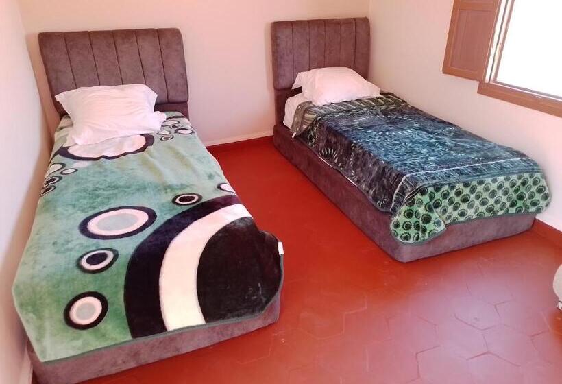 تختخواب و صبحانه Tagtout