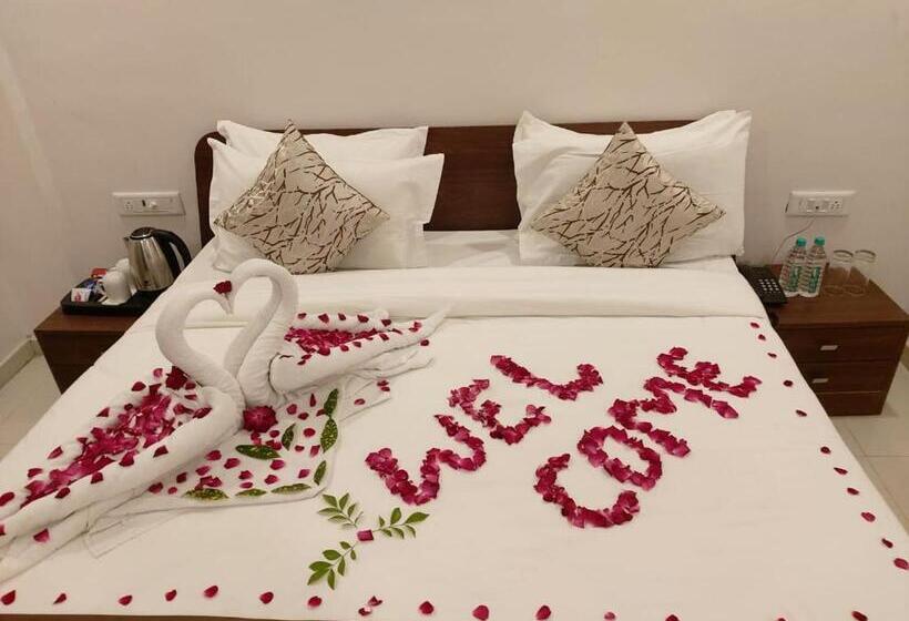 Chandanvan Club & Resort