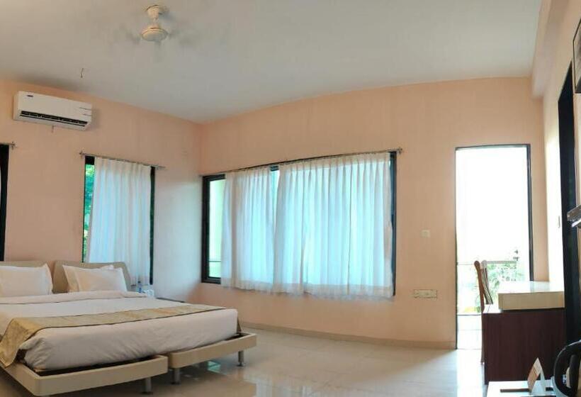 Chandanvan Club & Resort