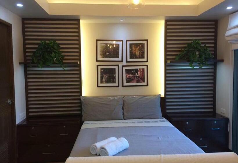 H&m One Palmtree Villas