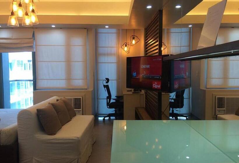 H&m One Palmtree Villas