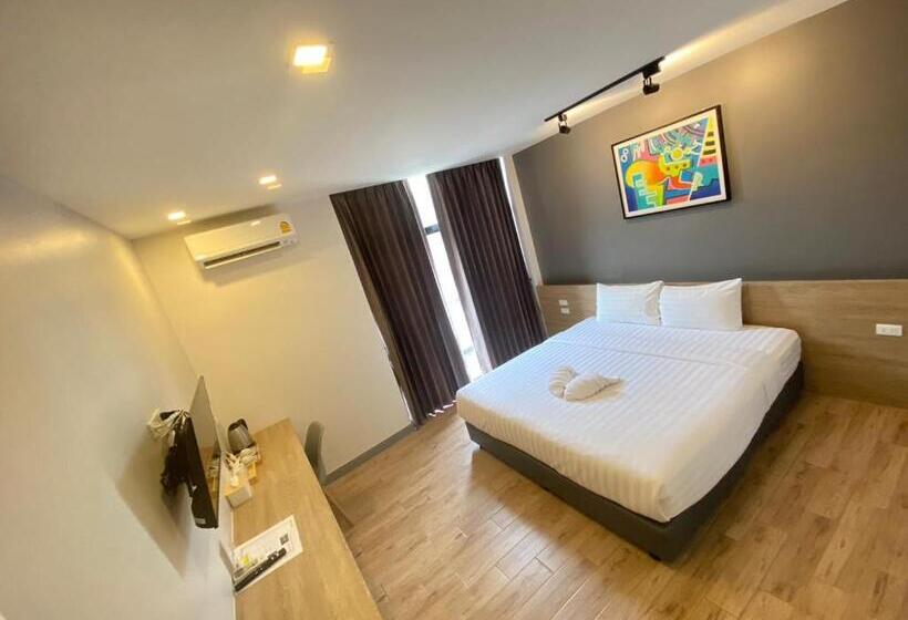 בית מלון כפרי โรงแรม เดอะโมเดล การ์เด้น