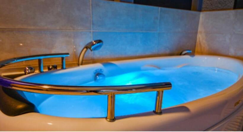 호텔 남해모던스파펜션