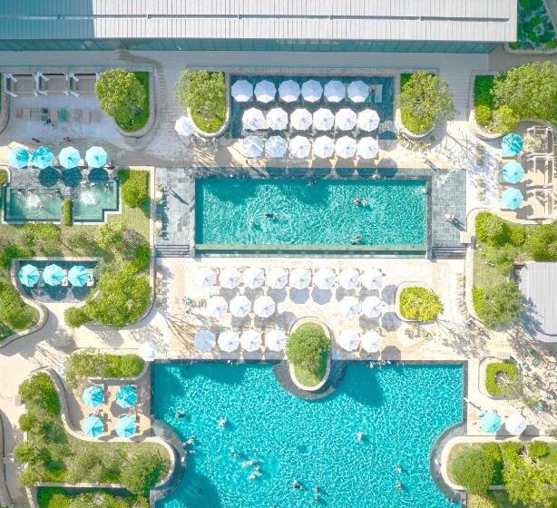 Отель Ananti At Busan Village