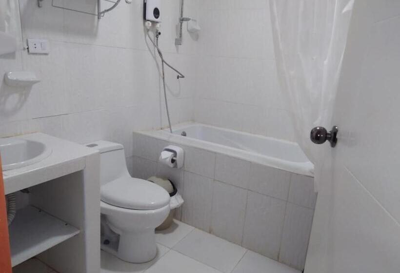 ホテル Balcones De Zorritos