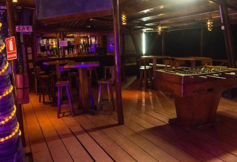 ホテル Balcones De Zorritos