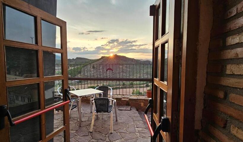 فندق Castillo De Illueca