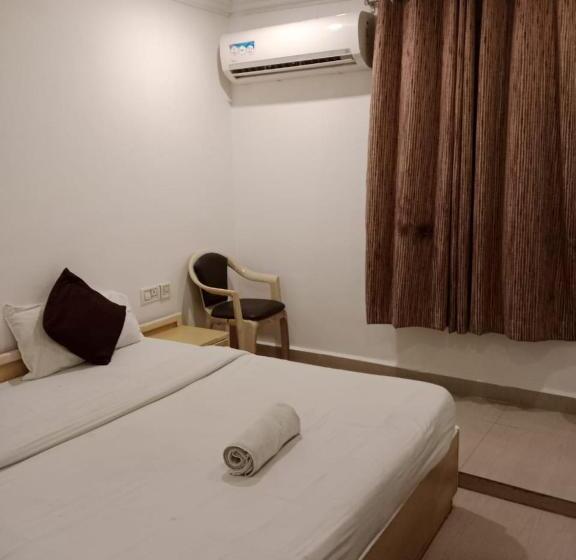 Отель Cozy Residency