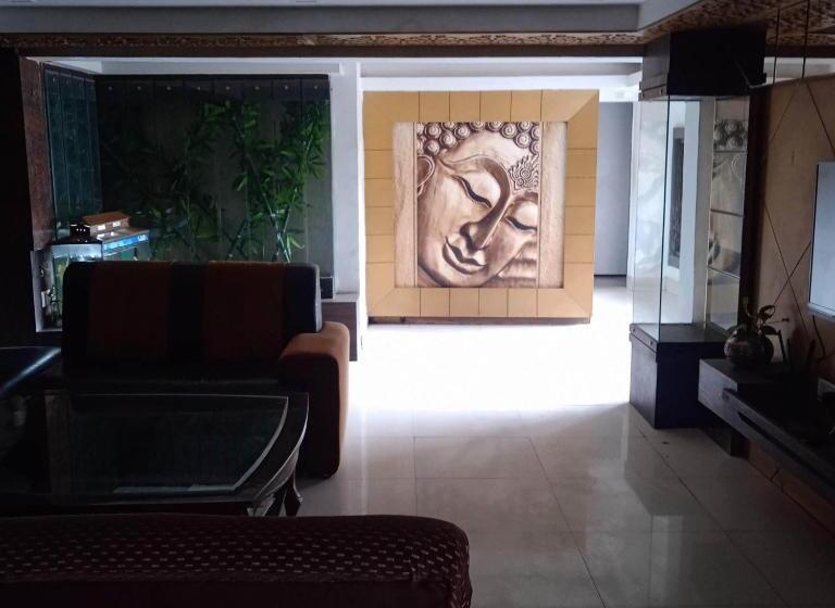 Отель Cozy Residency