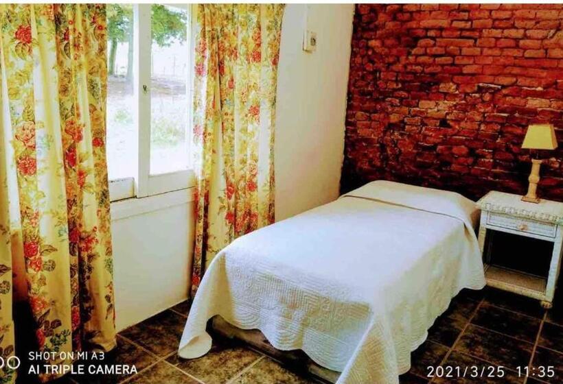 ホテル Estancia La Pilona