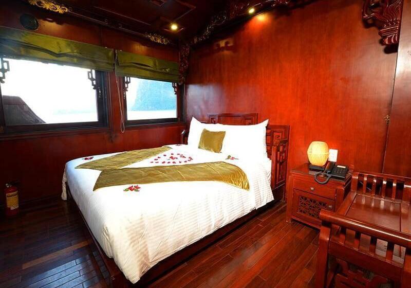 هتل Majestic Legend Cruise