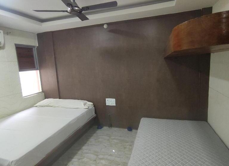 Отель Hyton Grand Kilambakkam