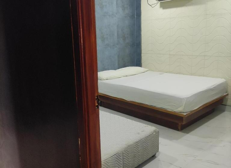 Отель Hyton Grand Kilambakkam