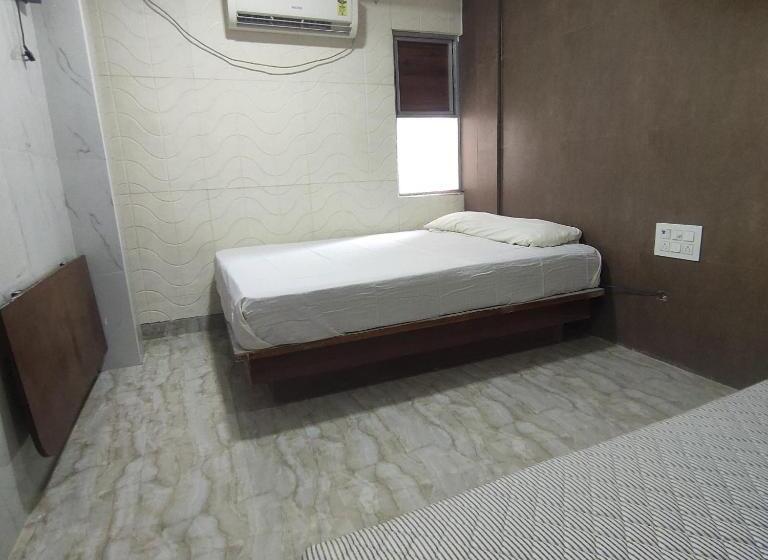 Отель Hyton Grand Kilambakkam