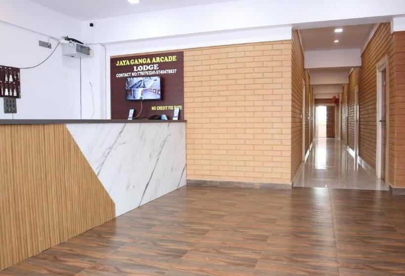 فندق Jayaganga Inn