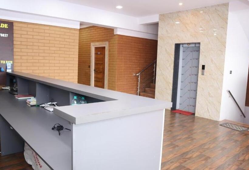 فندق Jayaganga Inn