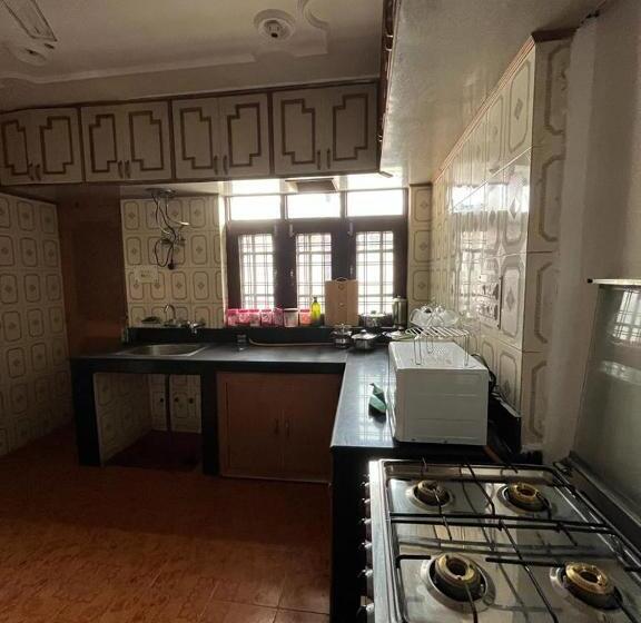 בית מלון כפרי Johns Palace