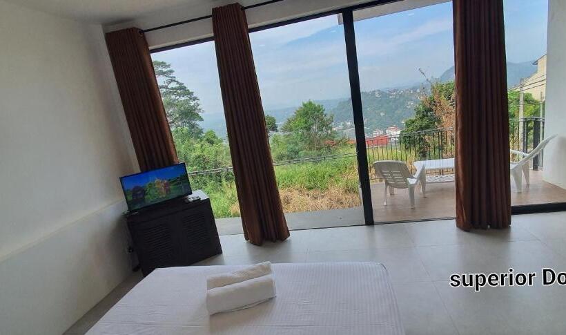 בית מלון כפרי Kandyan View Free Pickup From Kandy City