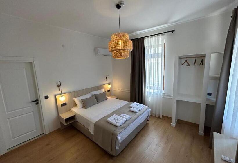 ホテル La Luna Nueva