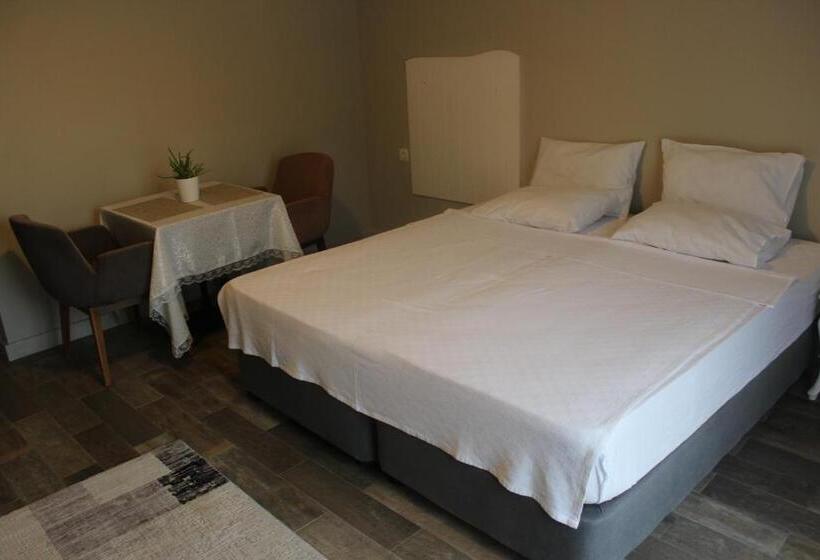 בית מלון כפרי Medila Yaşlı Yaşam Ve Bakım Merkezi