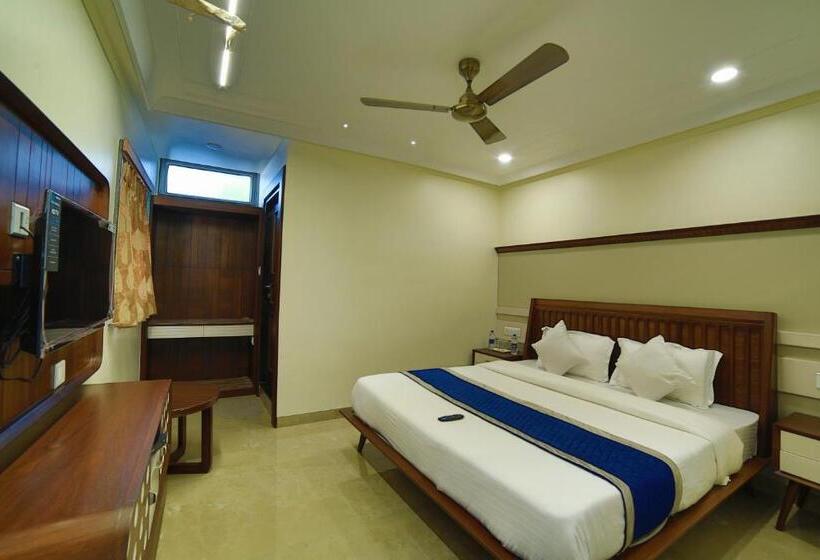 ホテル Mid Town Inn Nakki Lake 500 Metter