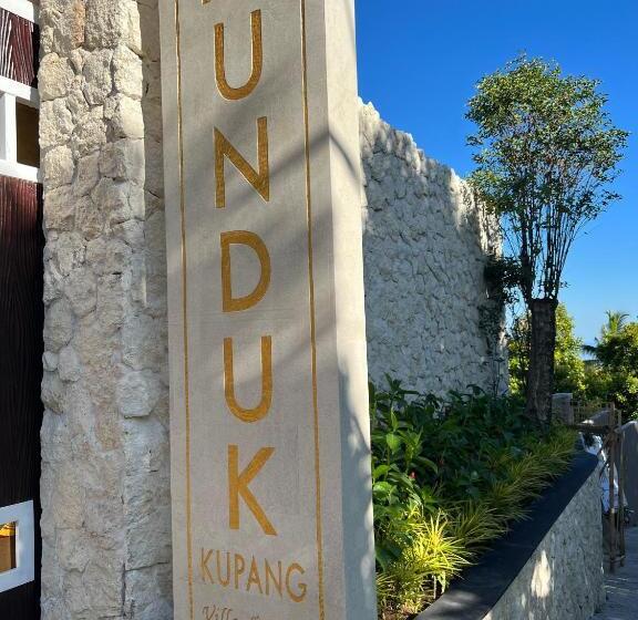 בית מלון כפרי Munduk Kupang Sekumpul Villa