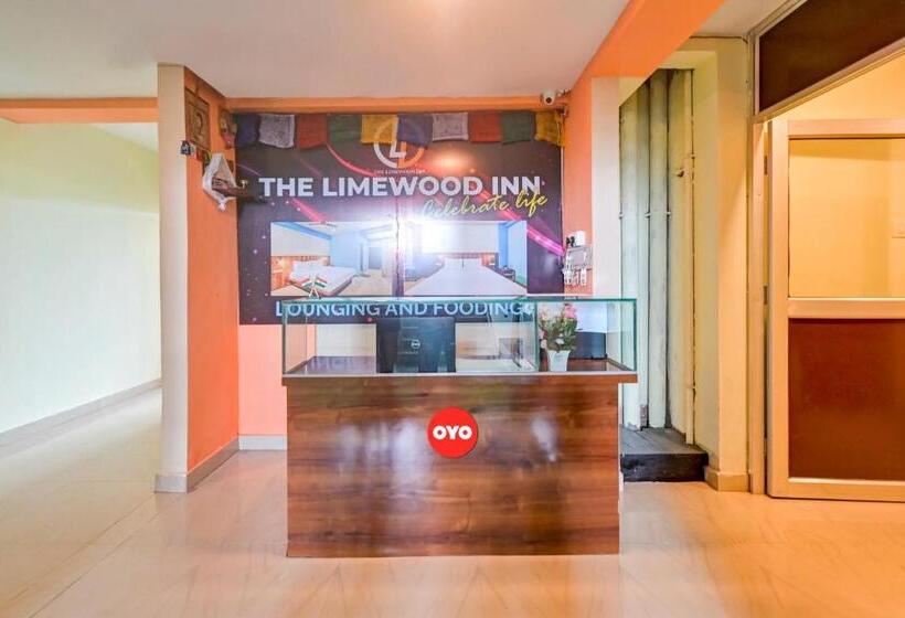 ホテル Oyo Flagship The Limewood Inn